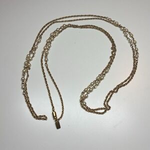 Vintage MONET Womens Gold Tone Faux Chain Pearl Signed Necklace